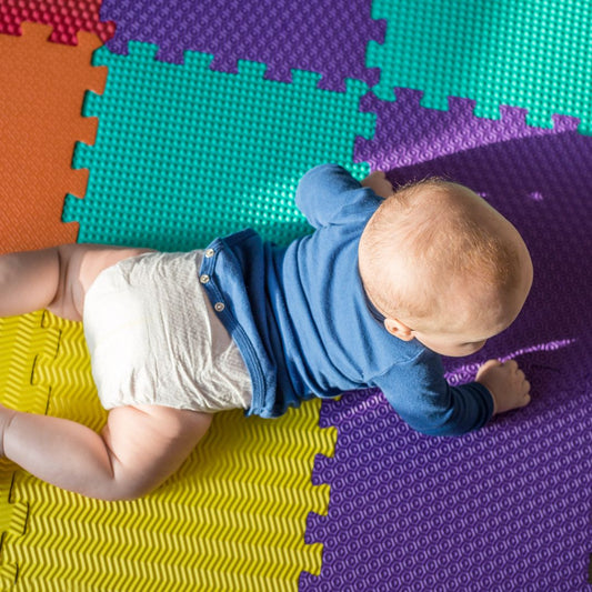 Les bienfaits des tapis mousse puzzle pour le développement de bébé